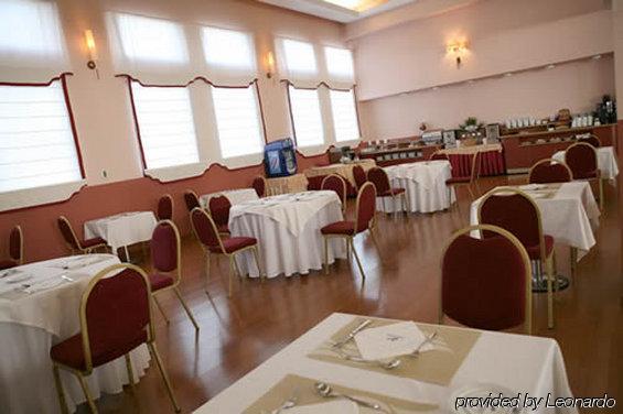Hotel La Imora Jaén Restoran fotoğraf